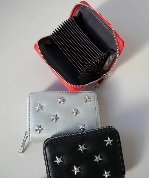 Port（ポート）の「【 Sowel. / ソエル 】 スター スタッズ スクエア カードケース #（カードケース・レディース・レッド/ブラック/シルバー・FREE）」の4枚目の写真