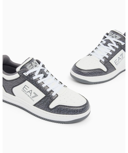 EMPORIO ARMANI EA7(エンポリオアルマーニイーエーセブン)の「<オンライン限定>【エンポリオ アルマーニ EA7】Slasher スニーカー(スニーカー・メンズ・ホワイト×ホワイト/ホワイト×グレー・6.5/7/7.5/8/8.5/9)」の2枚目の写真