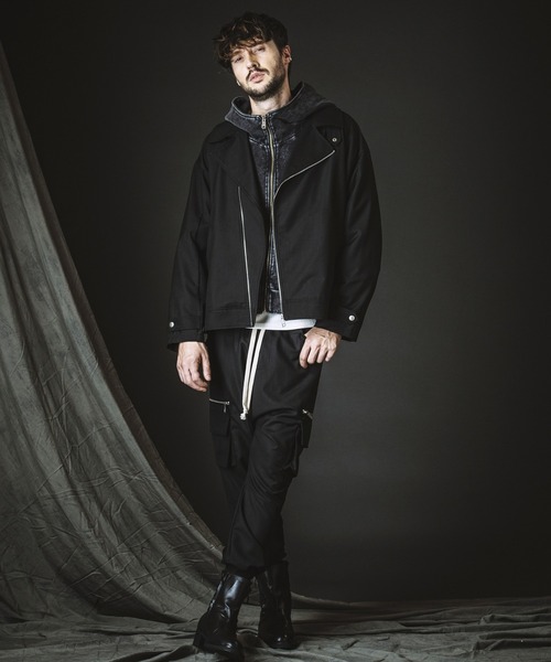 NO ID.(ノーアイディ)の「【NO ID.】Changing Hooded Blouson / チェンジング フーデッド ブルゾン(ブルゾン・メンズ・グレー/ブラック・ONE SIZE)」の7枚目の写真