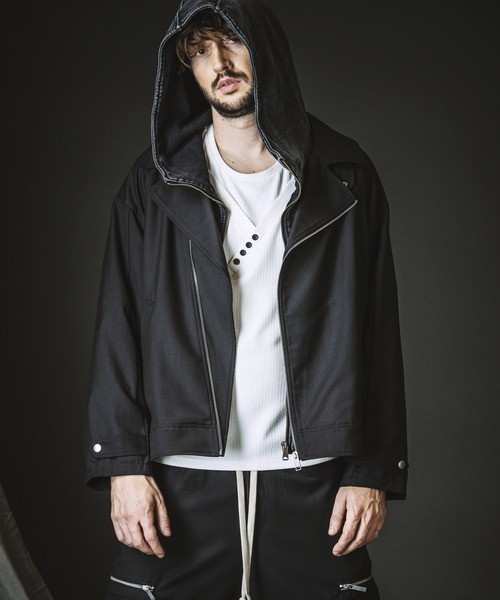 NO ID.(ノーアイディ)の「【NO ID.】Changing Hooded Blouson / チェンジング フーデッド ブルゾン(ブルゾン・メンズ・グレー/ブラック・ONE SIZE)」の4枚目の写真