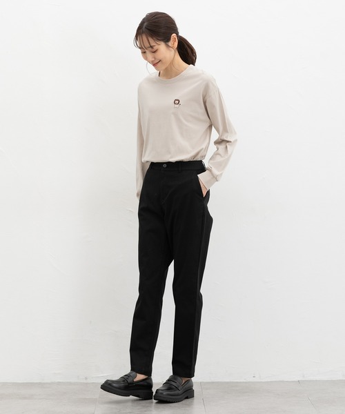 Honeys(ハニーズ)の「モチーフ刺繍Tシャツ(Tシャツ/カットソー・レディース・スミクロ/ネイビー/ミント/ピンク/ライトベージュ・L/M/S/SS)」の18枚目の写真