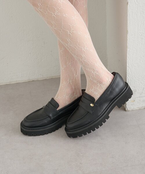 mystic(ミスティック)の「チャーム付きボリュームローファー(その他シューズ・レディース・ブラック/ダークブラウン・38/36/37)」の6枚目の写真