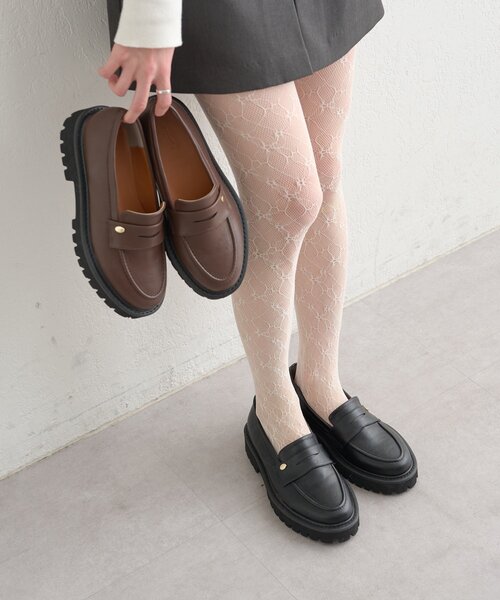 mystic(ミスティック)の「チャーム付きボリュームローファー(その他シューズ・レディース・ブラック/ダークブラウン・38/36/37)」の8枚目の写真