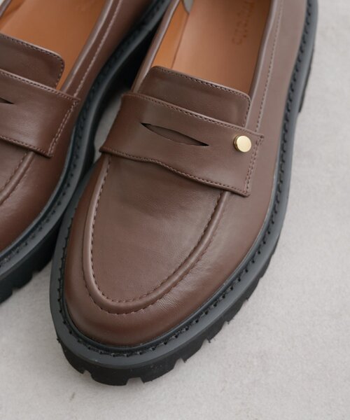 mystic(ミスティック)の「チャーム付きボリュームローファー(その他シューズ・レディース・ブラック/ダークブラウン・38/36/37)」の18枚目の写真