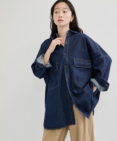 le cercle ADAM ET ROPE'(ルセルクルアダムエロペ)の「【LANCER/ランサー】OVER SHIRTS(シャツ/ブラウス・レディース・ブルー系その他6/ホワイト/ネイビー・FREE)」の3枚目の写真