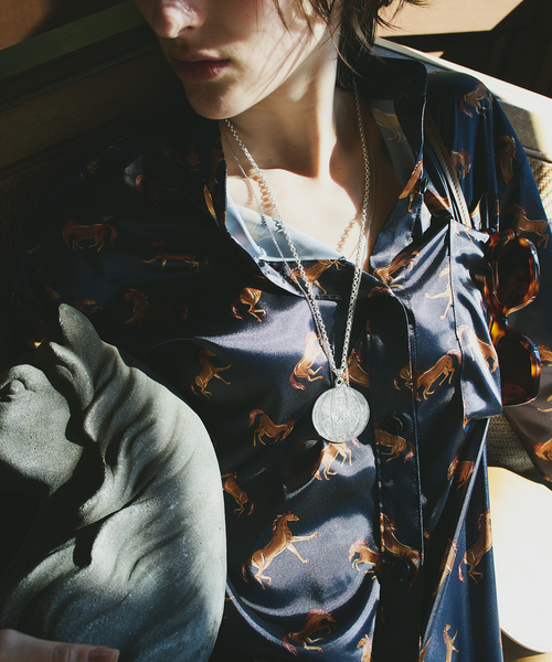 VERMEIL par iena（ヴェルメイユパーイエナ）の「Horsey Pattern シャツワンピース（シャツワンピース・レディース・オレンジ/チャコールグレー・FREE）」の4枚目の写真