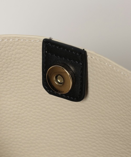Elura（エルーラ）の「3WAYハトメトート/633020（トートバッグ・レディース・オフホワイト/ブラック・FREE）」の19枚目の写真