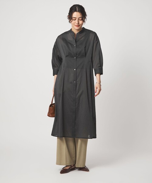 green label relaxing（グリーンレーベルリラクシング）の「シアー ストライプ シャツワンピース（シャツワンピース・レディース・オフホワイト/モカ/ブラック・FREE）」の3枚目の写真