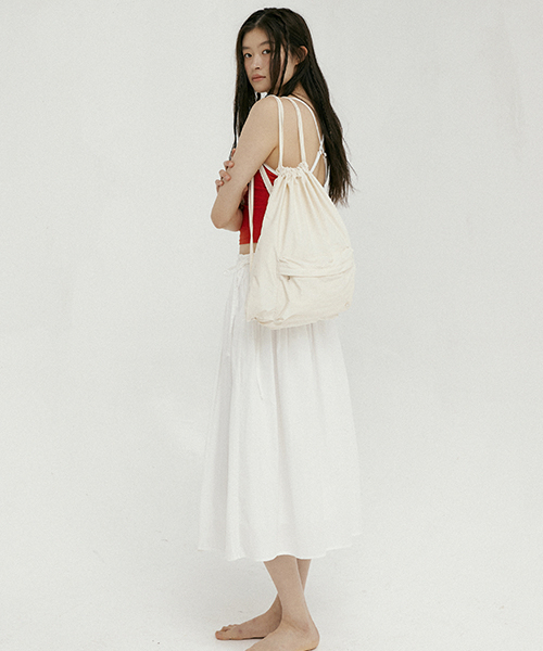 LINGSEOUL(リングソウル)の「string backpack-ivory(バックパック/リュック・レディース・その他・FREE)」の3枚目の写真