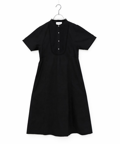 Marilyn Moon（マリリンムーン）の「pin tuck bosom embroidery one-piece（シャツワンピース・レディース・ホワイト×ブルー/ブラック/ネイビー/サックスブルー/ホワイト・FREE）」の4枚目の写真