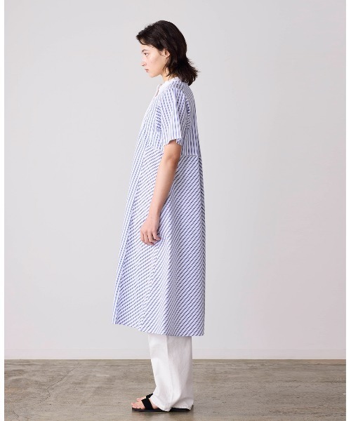 Marilyn Moon（マリリンムーン）の「pin tuck bosom embroidery one-piece（シャツワンピース・レディース・ホワイト×ブルー/ブラック/ネイビー/サックスブルー/ホワイト・FREE）」の11枚目の写真