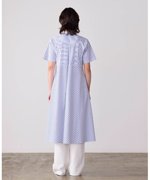Marilyn Moon（マリリンムーン）の「pin tuck bosom embroidery one-piece（シャツワンピース・レディース・ホワイト×ブルー/ブラック/ネイビー/サックスブルー/ホワイト・FREE）」の13枚目の写真