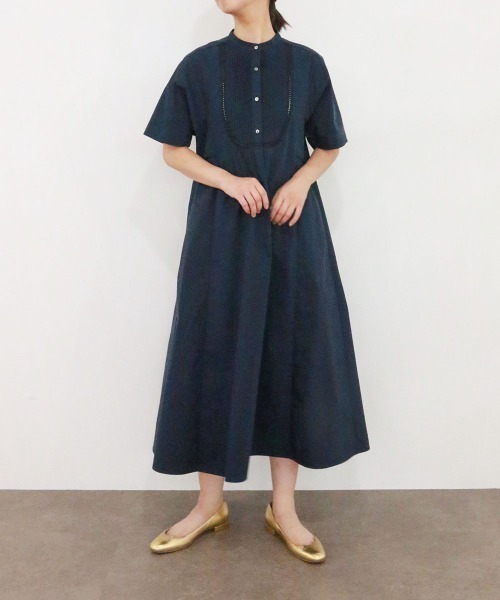 Marilyn Moon（マリリンムーン）の「pin tuck bosom embroidery one-piece（シャツワンピース・レディース・ホワイト×ブルー/ブラック/ネイビー/サックスブルー/ホワイト・FREE）」の19枚目の写真
