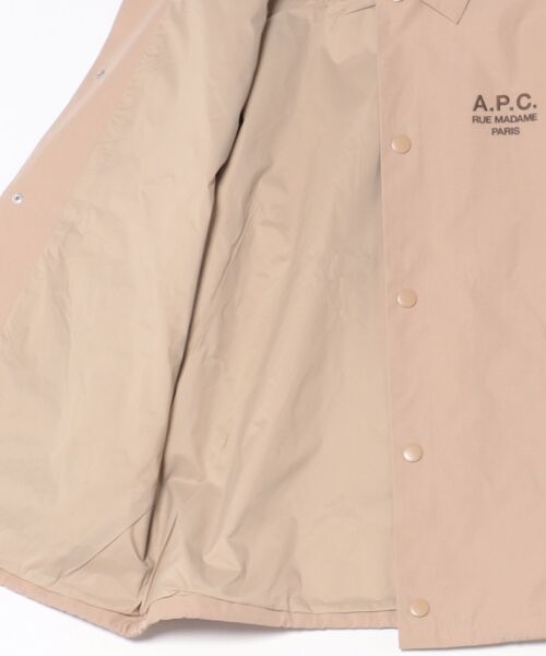 A.P.C.（アーペーセー）の「BLOUSON RAYMOND（ブルゾン・メンズ・ベージュ・S/XXS/XS/M）」の3枚目の写真