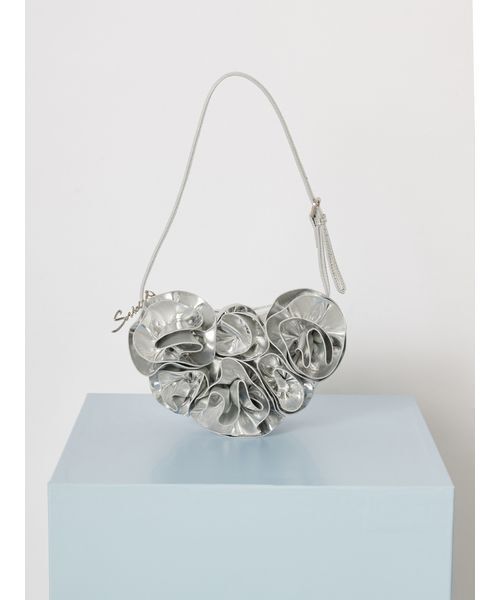 SNIDEL（スナイデル）の「フラワーバッグ（ハンドバッグ・レディース・シルバー/アイボリー/ブラウン・F）」の8枚目の写真