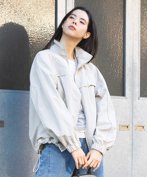 CRAFT STANDARD BOUTIQUE（クラフトスタンダードブティック）の「花粉防止／ギャザーヘムブルゾン◆（ブルゾン・レディース・ライトベージュ/ブラック・FREE）」の5枚目の写真