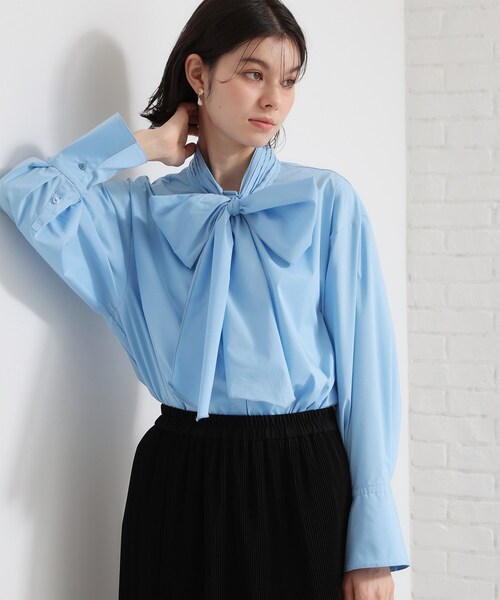 THE SHOP TK （ザ ショップ ティーケー ）の「【通勤・セレモニー】タックボウタイブラウス（シャツ/ブラウス・レディース・オフホワイト/ライトブルー・13/12）」の7枚目の写真