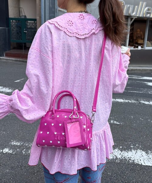 HELLO.SANFRANCISCO（ハローサンフランシスコ）の「【HELLO.SANFRANCISCO/ハローサンフランシスコ】ハートプリントエナメルミニボストンBAG（ボストンバッグ・レディース・イエロー/ピンク/ホワイト・ONE SIZE）」の5枚目の写真