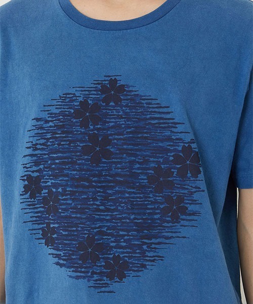 BLUE BLUE JAPAN（ブルーブルージャパン）の「ソラサクラ インディゴショートスリーブT（Tシャツ/カットソー・メンズ・インディゴブルー・S/XL/L）」の5枚目の写真