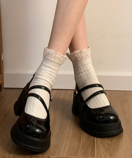 maison de LATIR(メゾンドラティール)の「安定感とトレンドを楽しむ主役パンプス(ローファー・レディース・ブラック系1/ブラック・24㎝/24cm/24.5cm/23㎝/23cm/23.5cm)」の6枚目の写真