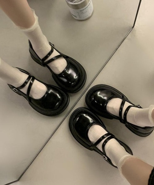 maison de LATIR(メゾンドラティール)の「安定感とトレンドを楽しむ主役パンプス(ローファー・レディース・ブラック系1/ブラック・24㎝/24cm/24.5cm/23㎝/23cm/23.5cm)」の9枚目の写真