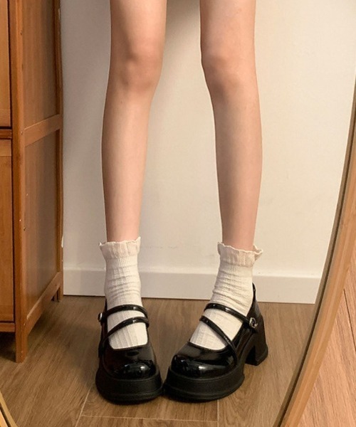 maison de LATIR(メゾンドラティール)の「安定感とトレンドを楽しむ主役パンプス(ローファー・レディース・ブラック系1/ブラック・24㎝/24cm/24.5cm/23㎝/23cm/23.5cm)」の5枚目の写真