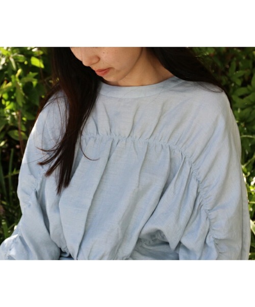 sanpo kuschel(サンポクシェル)の「シャーリングリネントップス(Tシャツ/カットソー・レディース・ブルー・FREE)」の9枚目の写真