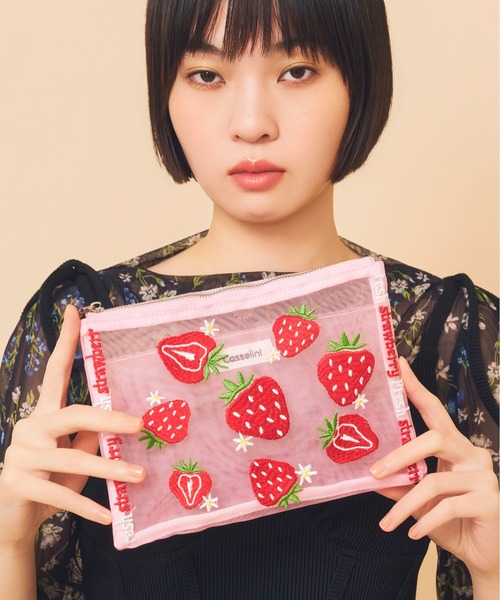Casselini(キャセリーニ)の「Casselini(キャセリーニ)チュール刺繍ポーチ(ポーチ・レディース・ブラック/ブルー/シルバー/ライム/ピンク・FREE)」の5枚目の写真