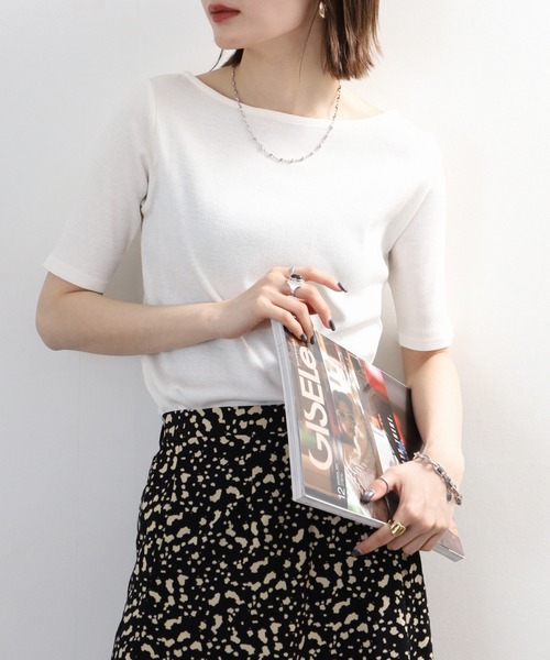 FUNALIVE(ファンアライブ)の「ボートネック 5分袖 コットンリブ Tシャツ(Tシャツ/カットソー・レディース・ベージュ/ブラック/オフホワイト・3L/LL/L/M)」の4枚目の写真
