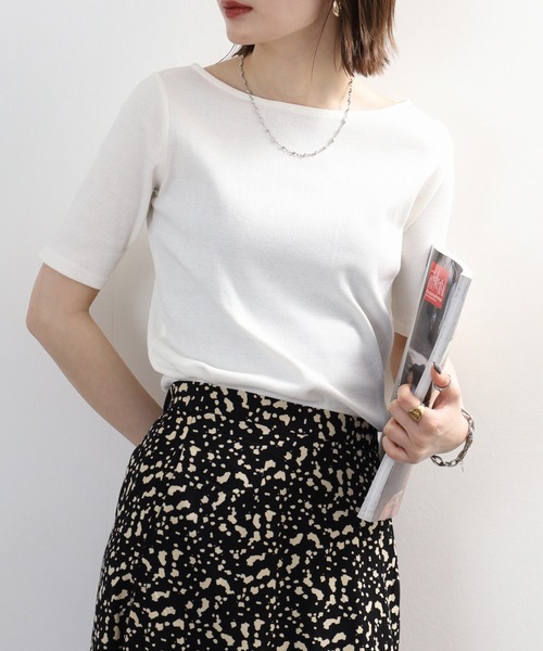 FUNALIVE(ファンアライブ)の「ボートネック 5分袖 コットンリブ Tシャツ(Tシャツ/カットソー・レディース・ベージュ/ブラック/オフホワイト・3L/LL/L/M)」の6枚目の写真