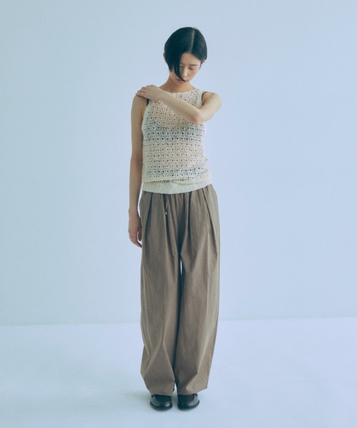 EN NEUME（エンノイム）の「Airy Check Tuck Easy-Pants（その他パンツ・レディース・ブルー/ベージュ/ネイビー・0/1）」の10枚目の写真
