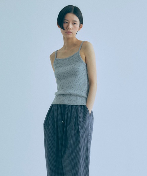 EN NEUME（エンノイム）の「Airy Check Tuck Easy-Pants（その他パンツ・レディース・ブルー/ベージュ/ネイビー・0/1）」の22枚目の写真