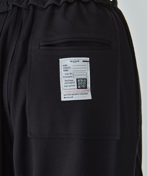 Maison MIHARA YASUHIRO(メゾンミハラヤスヒロ)の「【MIHARA YASUHIRO/ミハラヤスヒロ】INSIDE OUT PANTS/インサイドアウトパンツ(その他パンツ・レディース・ダークグレー/ブラック・36/38)」の13枚目の写真