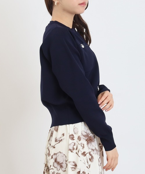 ASTORIA ODIER（アストリアオディール）の「スポンディッシュリングパールカーディガン（カーディガン/ボレロ・レディース・ネイビー/グリーン/ライトグレー/ネイビー×ホワイト・MEDIUM/LARGE）」の18枚目の写真