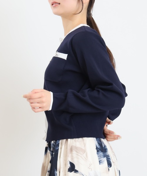 ASTORIA ODIER(アストリアオディール)の「スポンディッシュリングパールカーディガン(300日着られるニット/イージーケア/洗える)(カーディガン/ボレロ・レディース・ネイビー/グリーン/ライトグレー/ネイビー×ホワイト/ネイビー系1/アイボリー・MEDIUM/LARGE)」の12枚目の写真