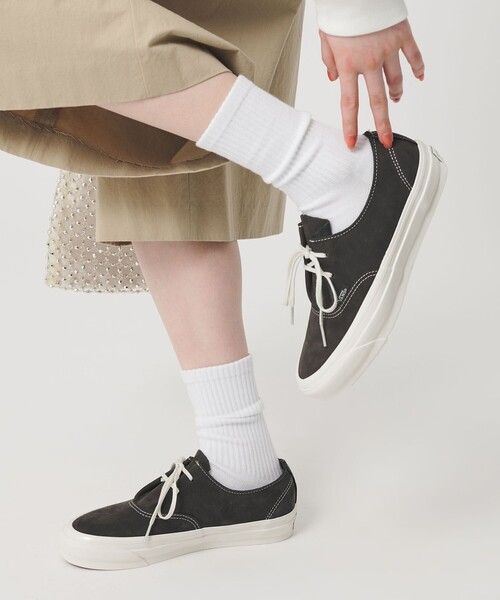 VANS（バンズ）の「＜VANS＞LX オーセンティック イーズ スニーカー（スニーカー・レディース・ブラック・5/6h/5h/7/6）」の12枚目の写真