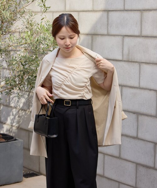 gemeil（ジェムイル）の「シャーリングトップス(IF-330)（Tシャツ/カットソー・レディース・グリーン/ブラック/ベージュ・FREE）」の12枚目の写真