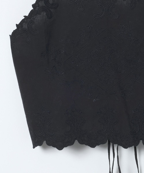 eL(エル)の「【eL】Made in India Embroidery Cami/645532(キャミソール・レディース・オフホワイト/ブラック・FREE)」の17枚目の写真