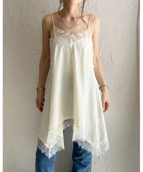 She's Closet(シーズクローゼット)の「アシンメトリー ヘム ロング丈 サテンレースキャミソール チュニック(キャミソール・レディース・アイボリー/ベージュ/ブラック・FREE)」の9枚目の写真