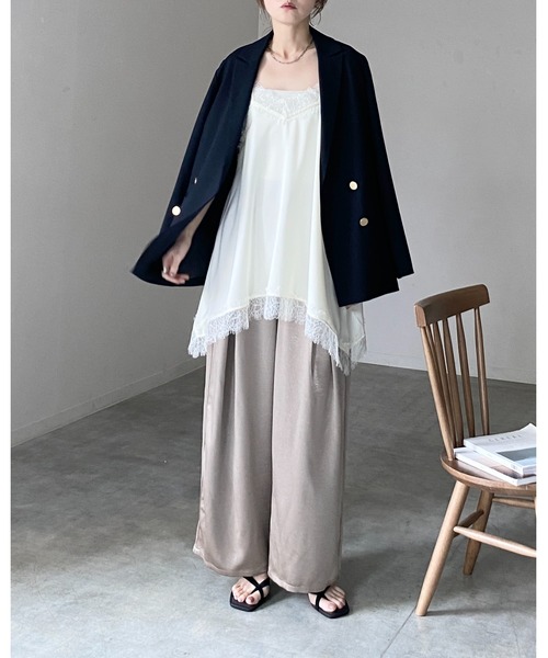 She's Closet(シーズクローゼット)の「アシンメトリー ヘム ロング丈 サテンレースキャミソール チュニック(キャミソール・レディース・アイボリー/ベージュ/ブラック・FREE)」の14枚目の写真