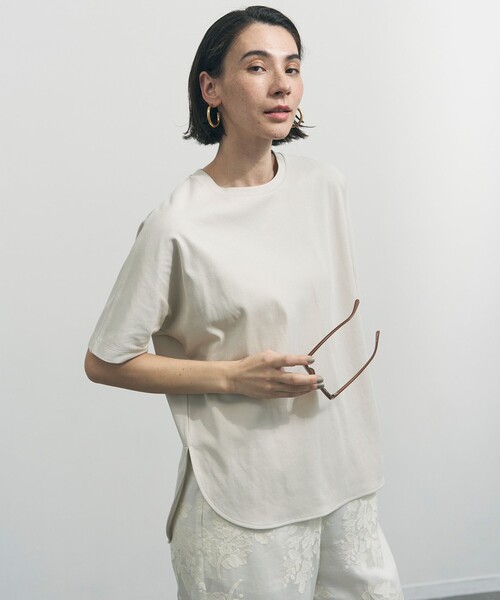 UNFILO（アンフィーロ）の「BEAUTY FORM-T cotton フォルムTシャツ（Tシャツ/カットソー・レディース・グレー系/ブラック系/ベージュ系/ホワイト系・MEDIUM/LARGE/SMALL）」の4枚目の写真