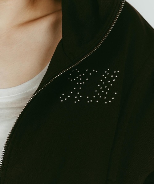 Knuth Marf(クヌースマーフ)の「Knuth Marf/クヌースマーフ pierced hooded sweatshirt(パーカー・レディース・ブルー/チャコールグレー・FREE)」の7枚目の写真