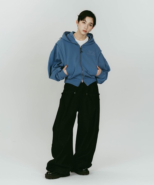 Knuth Marf(クヌースマーフ)の「Knuth Marf/クヌースマーフ pierced hooded sweatshirt(パーカー・レディース・ブルー/チャコールグレー・FREE)」の11枚目の写真