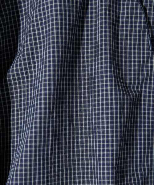 HORLISUN(ホーリーサン)の「Breeze Typewriter Check Hood Jacket Navy(ナイロンジャケット・メンズ・その他・MEDIUM/LARGE/SMALL)」の8枚目の写真