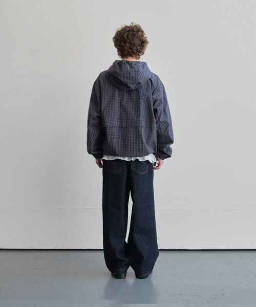HORLISUN(ホーリーサン)の「Breeze Typewriter Check Hood Jacket Navy(ナイロンジャケット・メンズ・その他・MEDIUM/LARGE/SMALL)」の5枚目の写真