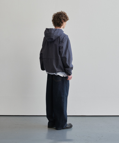 HORLISUN(ホーリーサン)の「Breeze Typewriter Check Hood Jacket Navy(ナイロンジャケット・メンズ・その他・MEDIUM/LARGE/SMALL)」の4枚目の写真