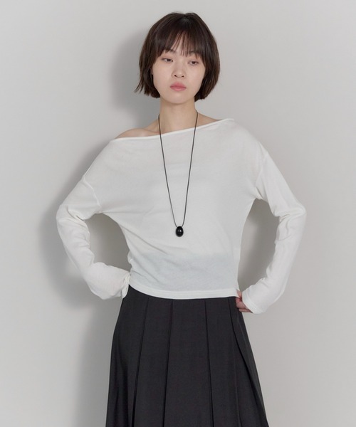 leimn(レイムン)の「オフショルシアースウェット(Tシャツ/カットソー・レディース・ホワイト/ブラック/チャコールグレー・FREE)」の7枚目の写真