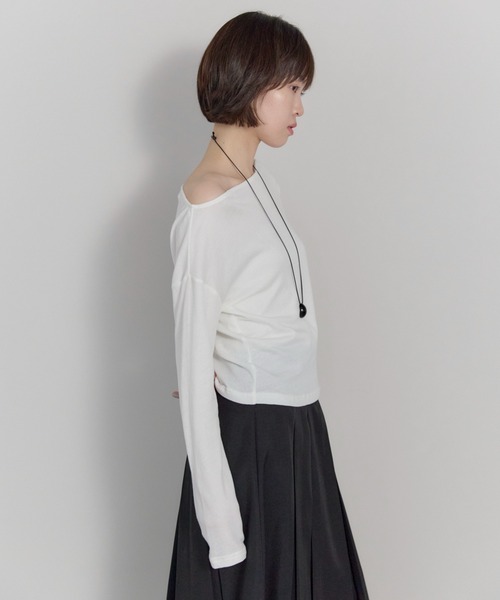 leimn(レイムン)の「オフショルシアースウェット(Tシャツ/カットソー・レディース・ホワイト/ブラック/チャコールグレー・FREE)」の10枚目の写真