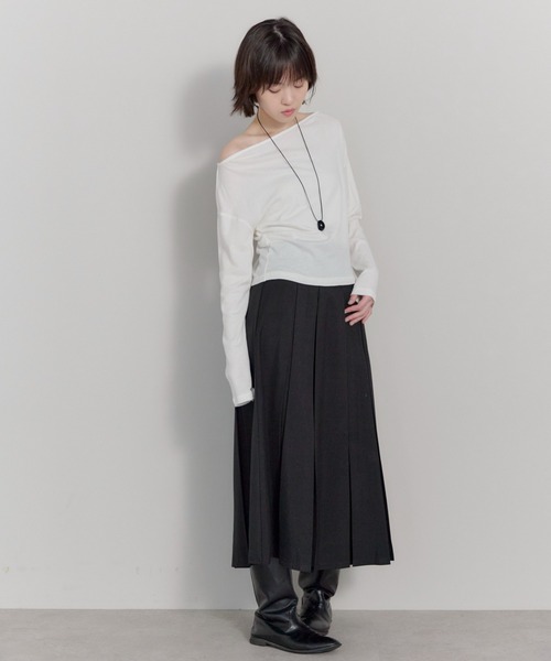 leimn(レイムン)の「オフショルシアースウェット(Tシャツ/カットソー・レディース・ホワイト/ブラック/チャコールグレー・FREE)」の17枚目の写真