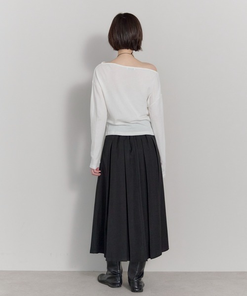 leimn(レイムン)の「オフショルシアースウェット(Tシャツ/カットソー・レディース・ホワイト/ブラック/チャコールグレー・FREE)」の22枚目の写真